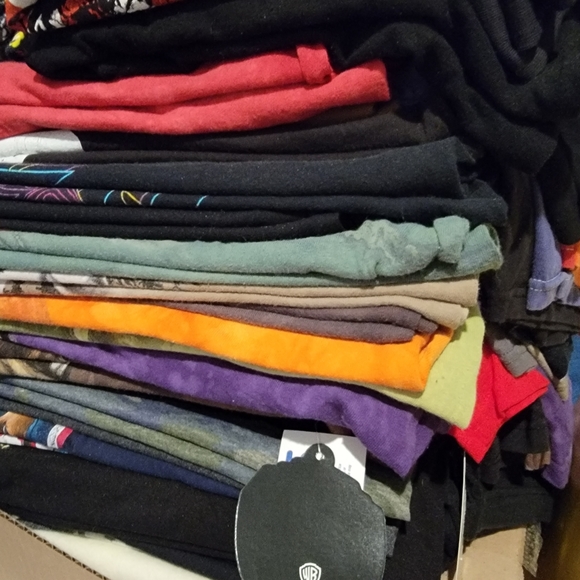 Graphic Tee Mystery Box ( 5 Shirts ) Mixed Sizes Band Tee Anime Concert - Picture 2 of 6